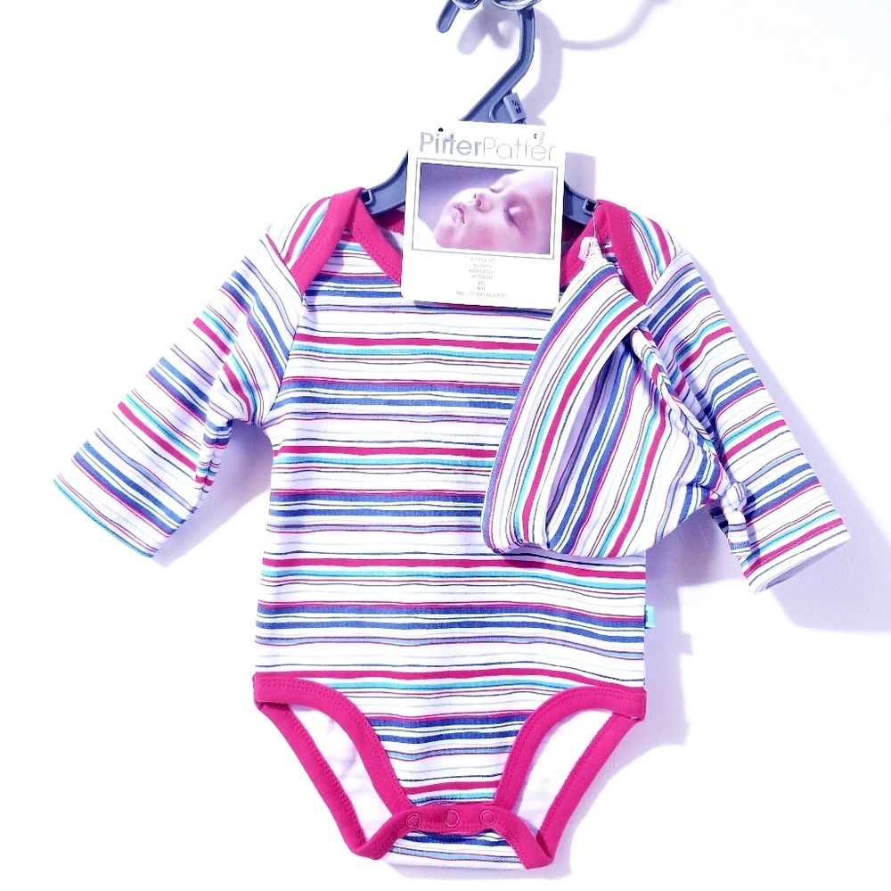 💥 5/$25 NWT, Baby Bodysuit with Hat